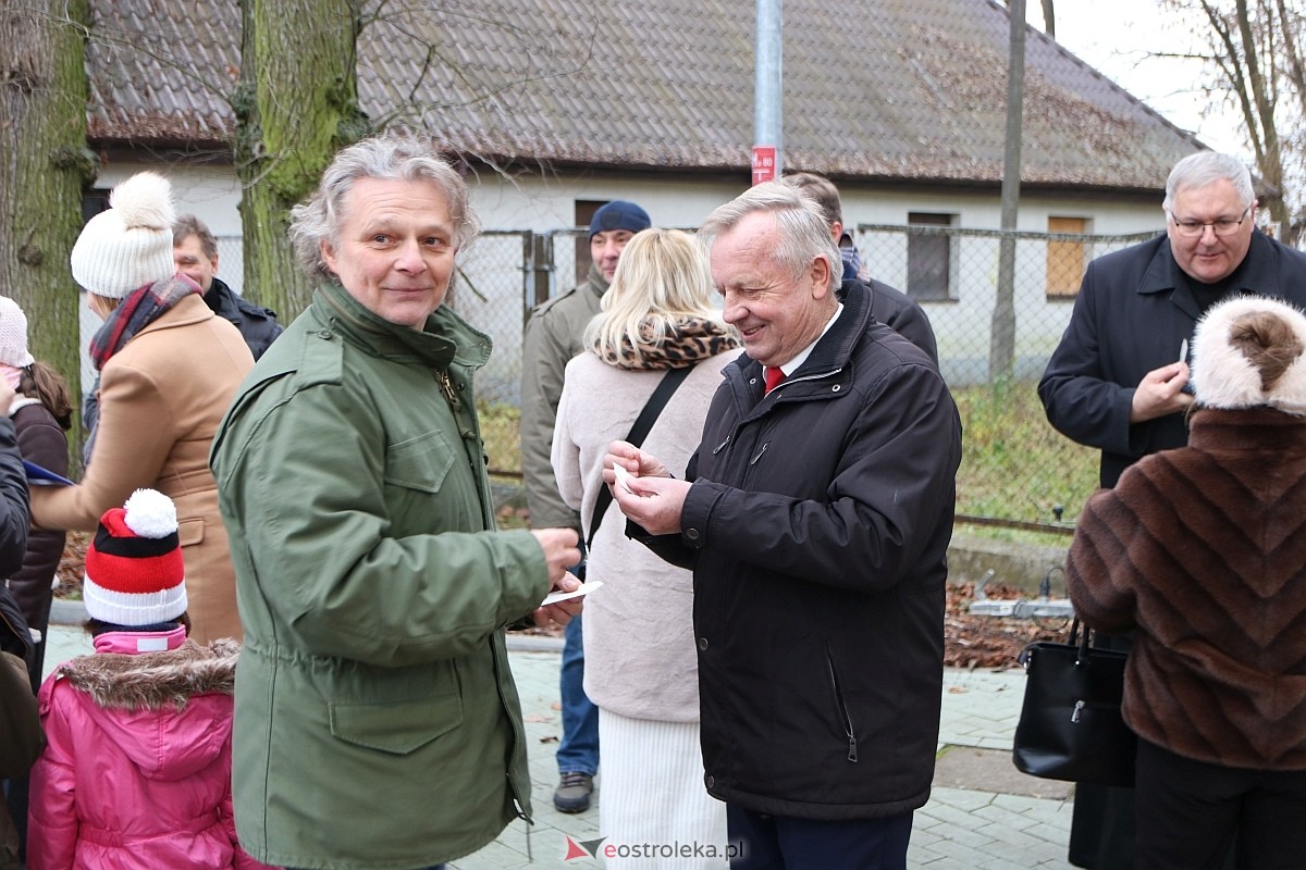 Wigilia na osiedlu Stacja [7.12.2025] - zdjęcie #14 - eOstroleka.pl