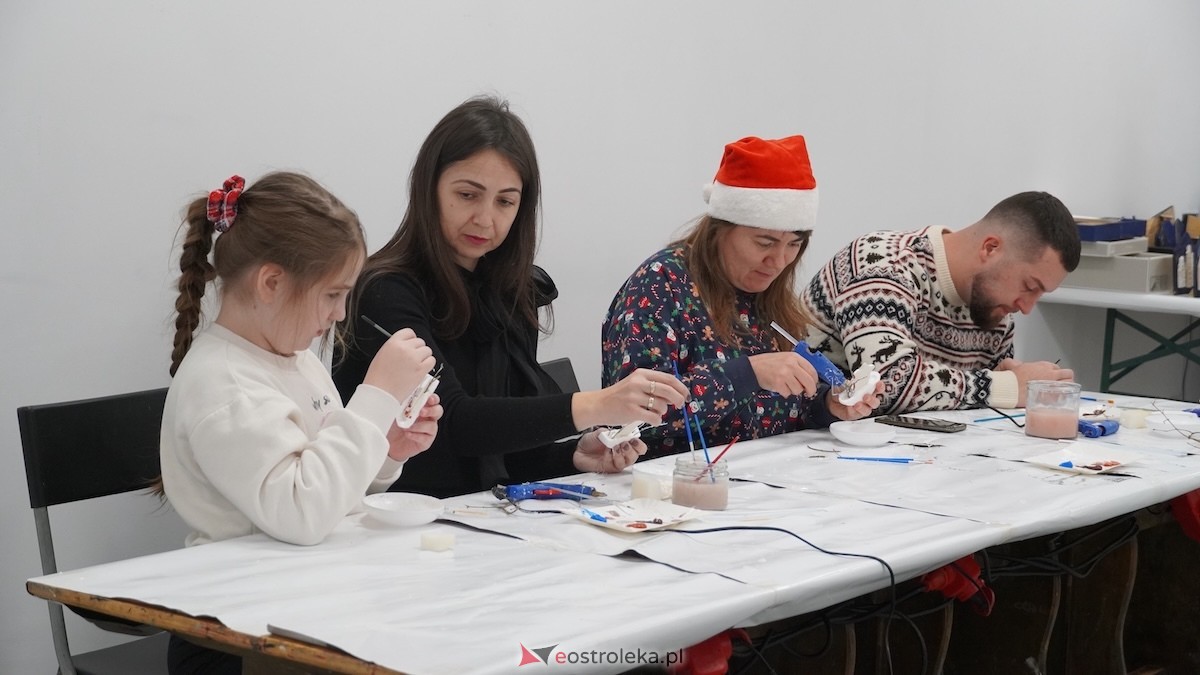 III Kurpiowski Jarmark bożonarodzeniowy - warsztaty [7.12.2025] - zdjęcie #25 - eOstroleka.pl