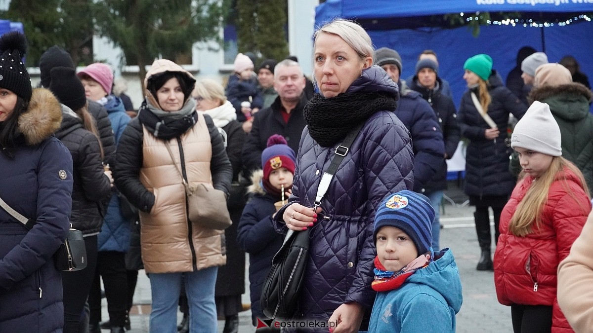 Jarmark Bożonarodzeniowy w Olszewie-Borkach [07.12.2025]  - zdjęcie #141 - eOstroleka.pl