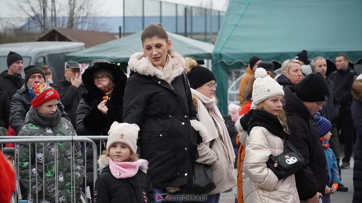 Jarmark Bożonarodzeniowy w Olszewie-Borkach [07.12.2025]  - zdjęcie #114 - eOstroleka.pl