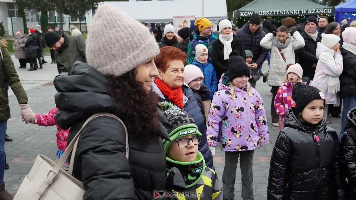 Jarmark Bożonarodzeniowy w Olszewie-Borkach [07.12.2025]  - zdjęcie #111 - eOstroleka.pl