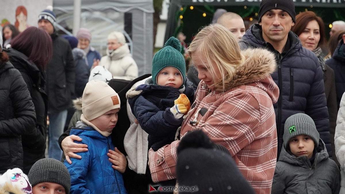 Jarmark Bożonarodzeniowy w Olszewie-Borkach [07.12.2025]  - zdjęcie #92 - eOstroleka.pl