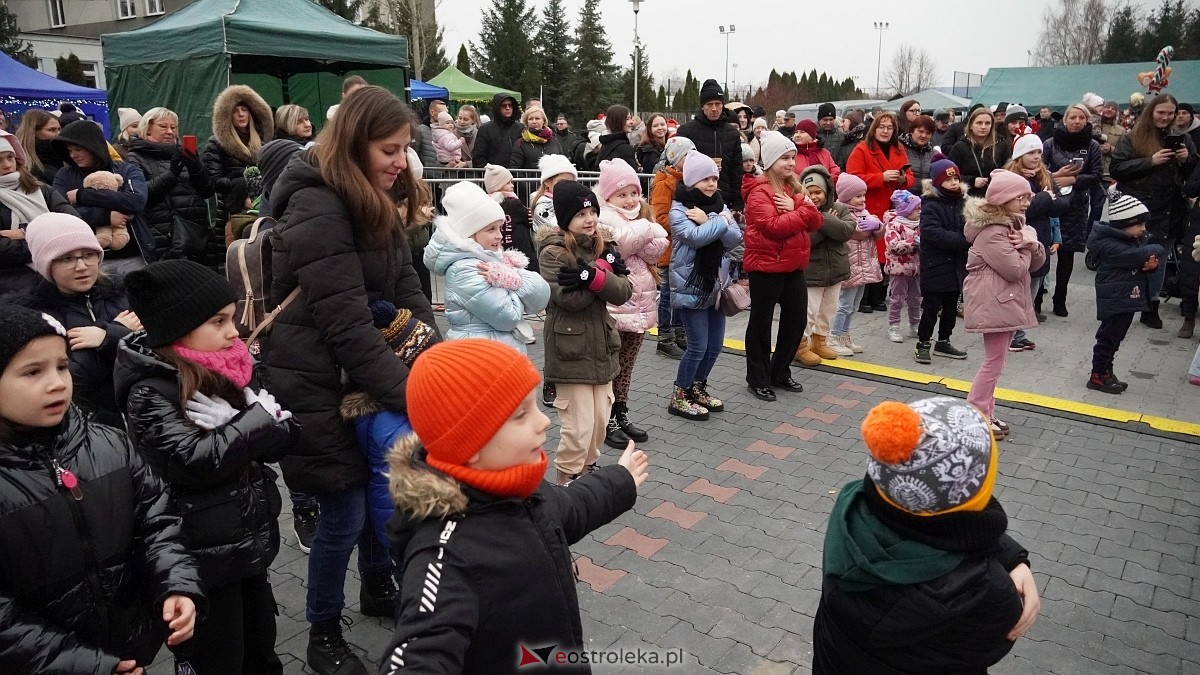 Jarmark Bożonarodzeniowy w Olszewie-Borkach [07.12.2025]  - zdjęcie #89 - eOstroleka.pl