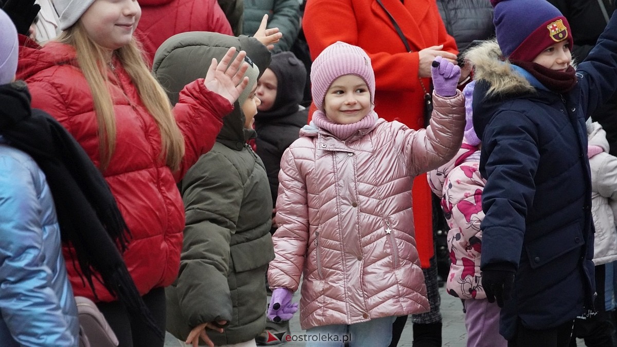 Jarmark Bożonarodzeniowy w Olszewie-Borkach [07.12.2025]  - zdjęcie #87 - eOstroleka.pl