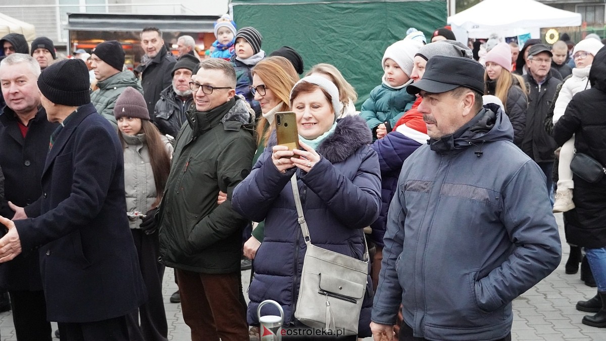 Jarmark Bożonarodzeniowy w Olszewie-Borkach [07.12.2025]  - zdjęcie #74 - eOstroleka.pl