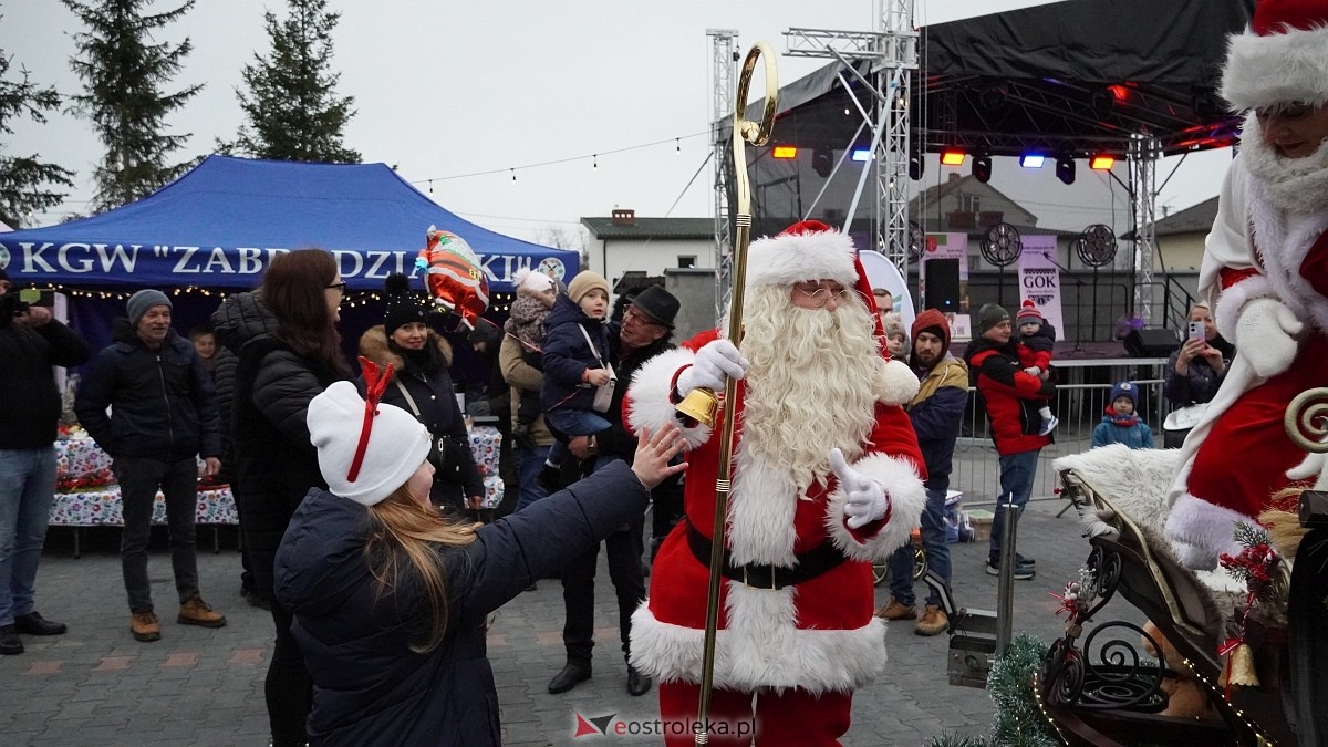 Jarmark Bożonarodzeniowy w Olszewie-Borkach [07.12.2025]  - zdjęcie #71 - eOstroleka.pl