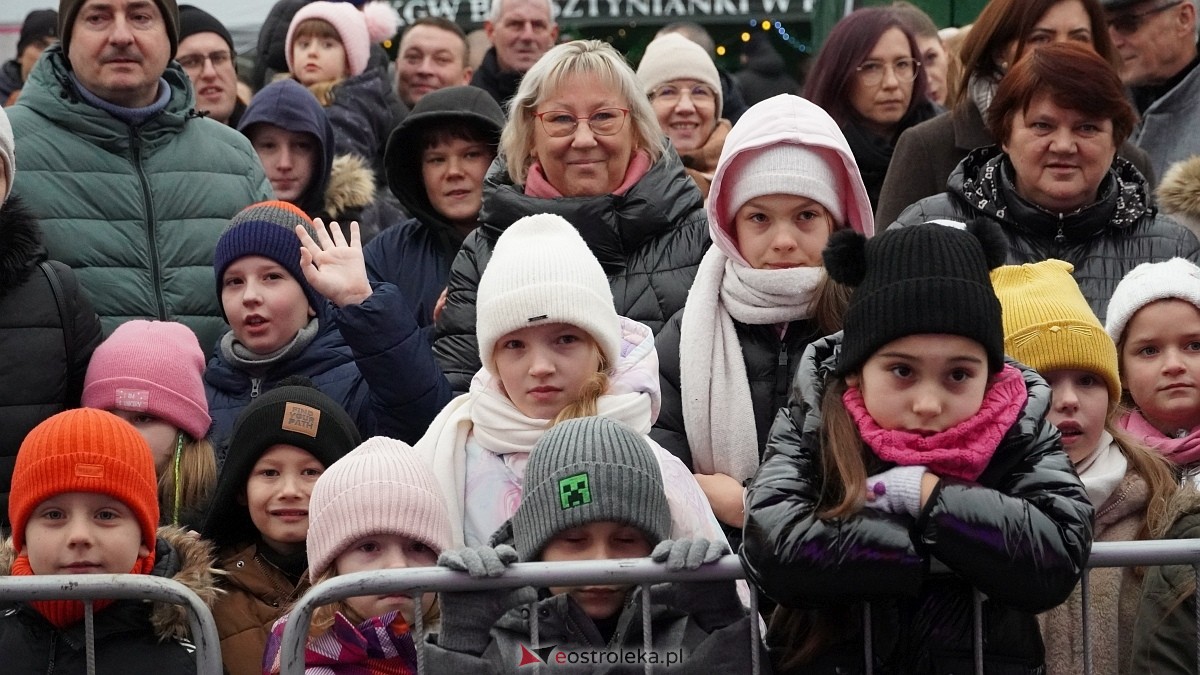 Jarmark Bożonarodzeniowy w Olszewie-Borkach [07.12.2025]  - zdjęcie #60 - eOstroleka.pl