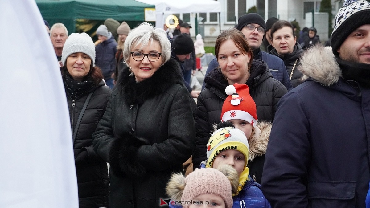 Jarmark Bożonarodzeniowy w Olszewie-Borkach [07.12.2025]  - zdjęcie #56 - eOstroleka.pl