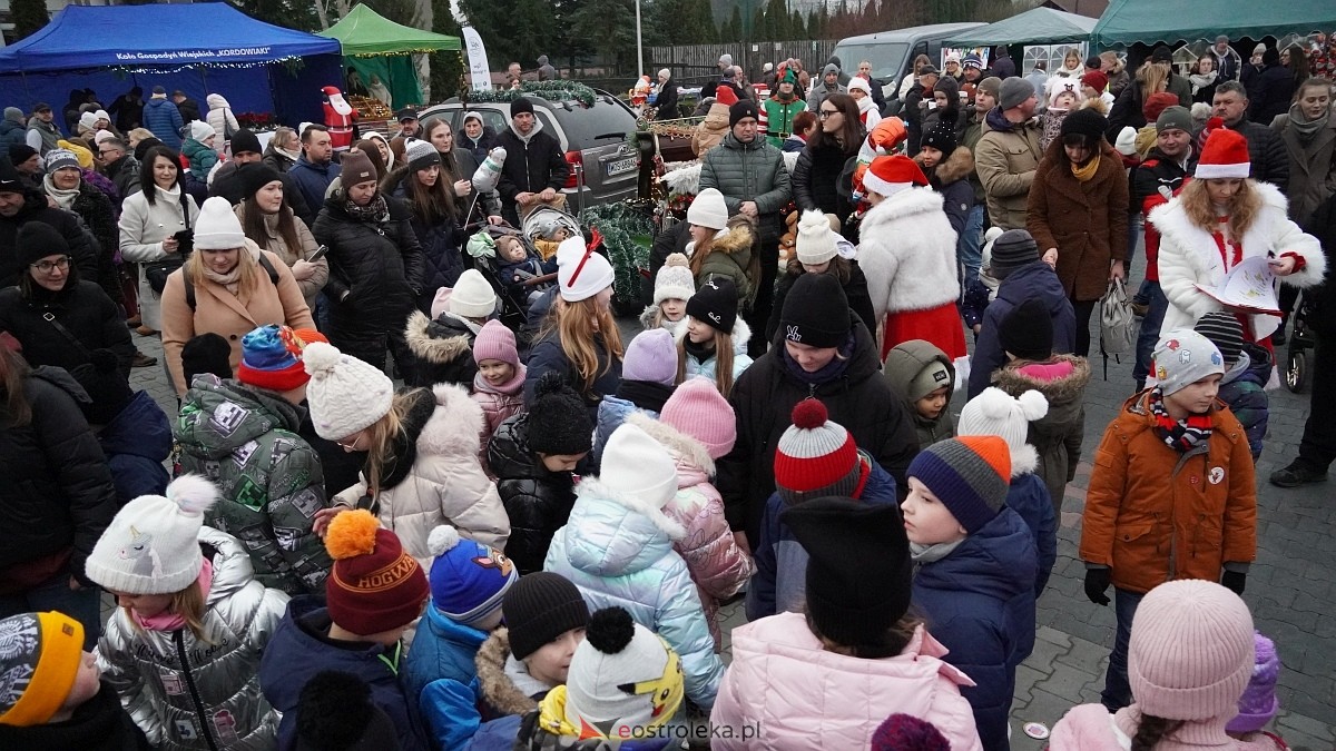 Jarmark Bożonarodzeniowy w Olszewie-Borkach [07.12.2025]  - zdjęcie #46 - eOstroleka.pl
