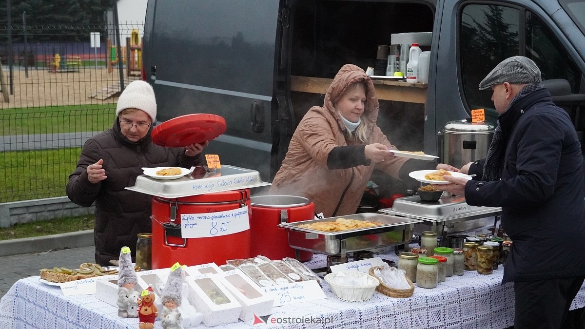 Jarmark Bożonarodzeniowy w Olszewie-Borkach [07.12.2025]  - zdjęcie #27 - eOstroleka.pl