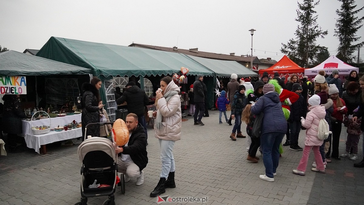 Jarmark Bożonarodzeniowy w Olszewie-Borkach [07.12.2025]  - zdjęcie #9 - eOstroleka.pl