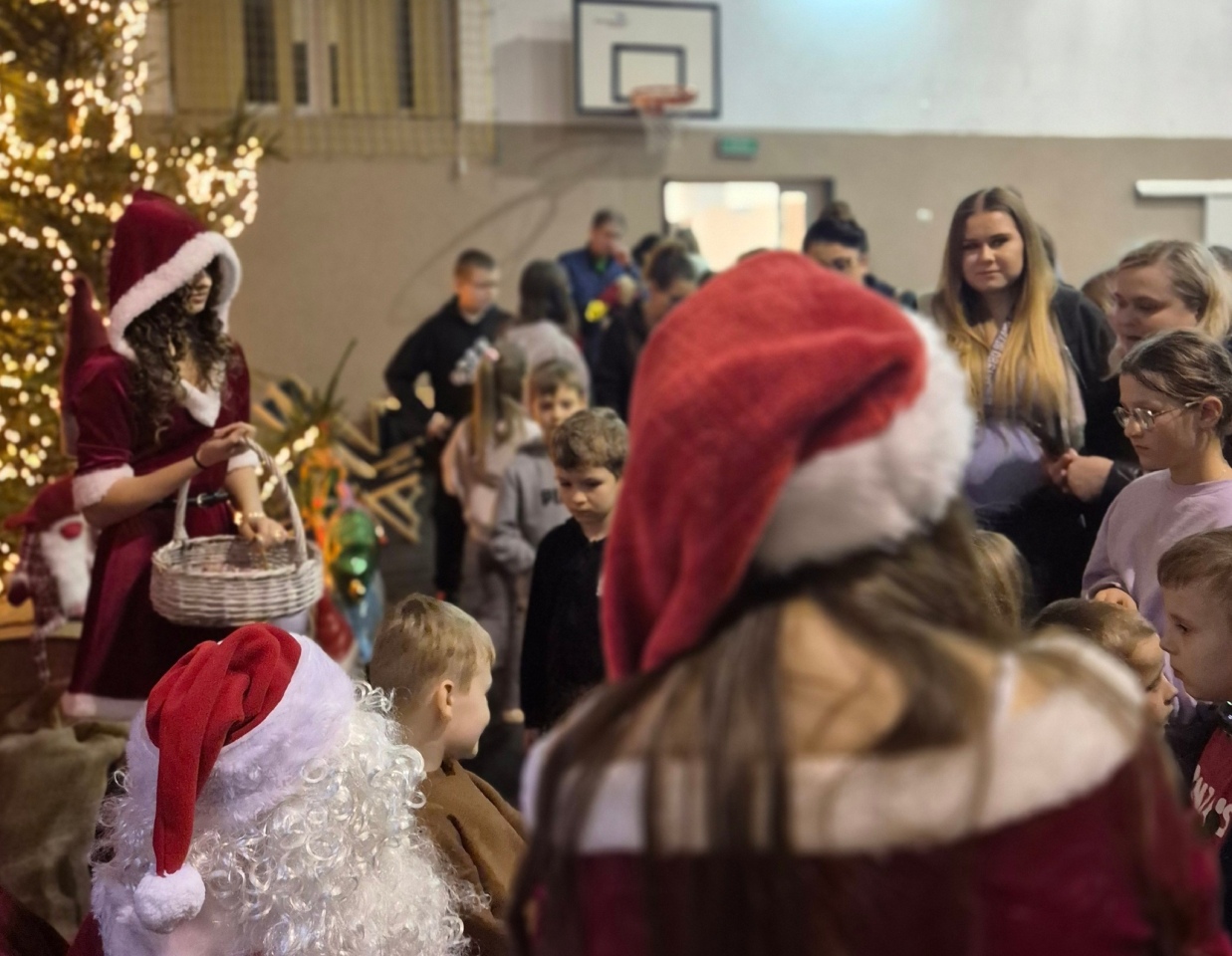 Mikołajkowe kino w Czerwinie [06.12.2025] - zdjęcie #28 - eOstroleka.pl
