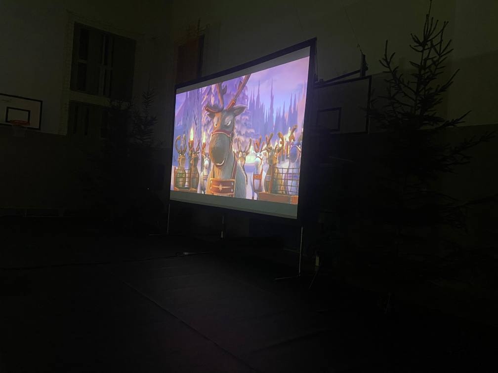Mikołajkowe kino w Czerwinie [06.12.2025] - zdjęcie #12 - eOstroleka.pl
