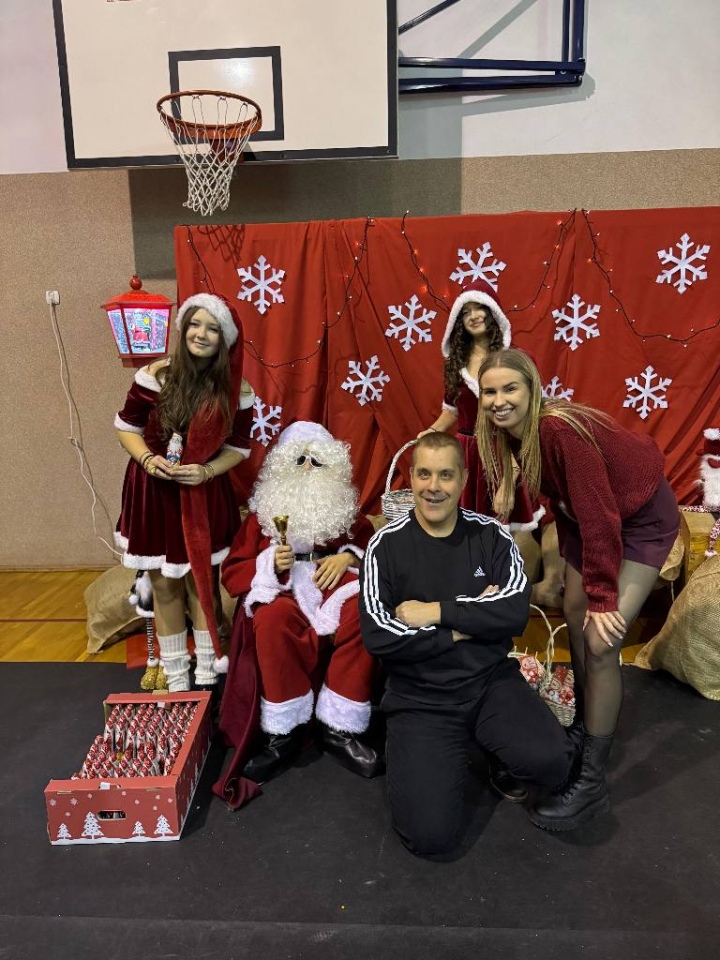 Mikołajkowe kino w Czerwinie [06.12.2025] - zdjęcie #11 - eOstroleka.pl