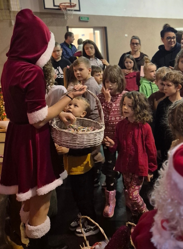 Mikołajkowe kino w Czerwinie [06.12.2025] - zdjęcie #1 - eOstroleka.pl