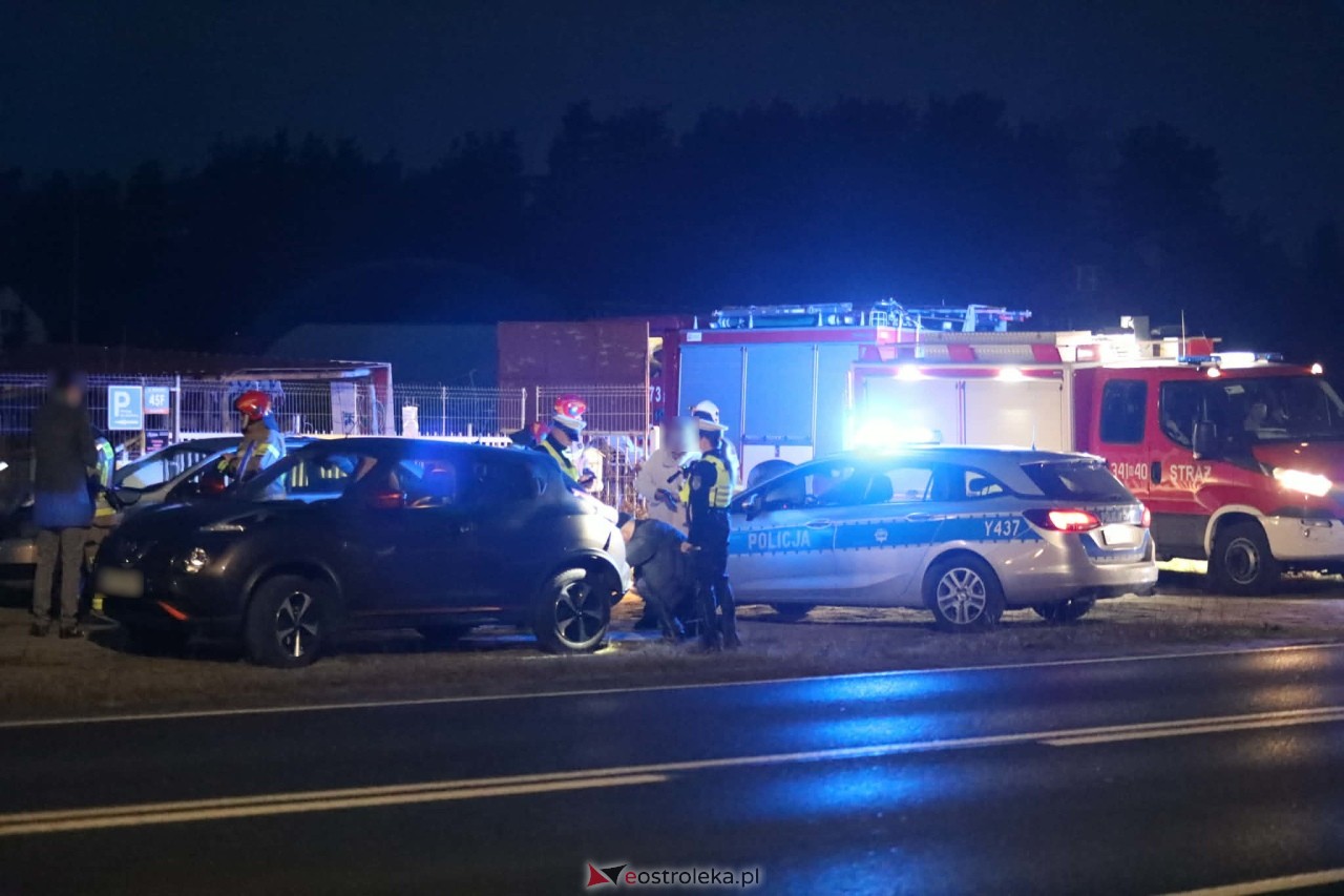 Kolizja na Mazurskiej w Antoniach [08.12.2025] - zdjęcie #26 - eOstroleka.pl