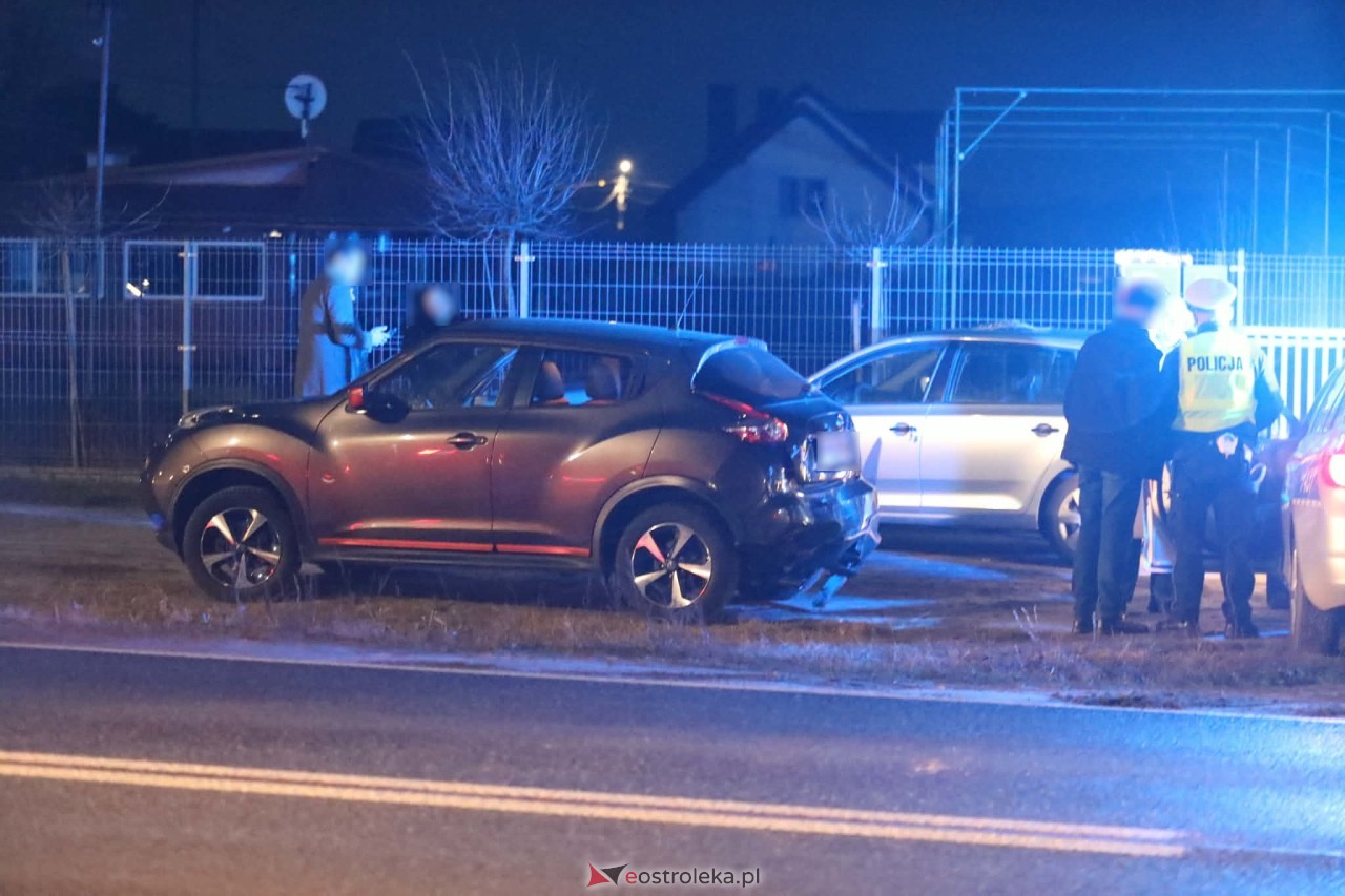 Kolizja na Mazurskiej w Antoniach [08.12.2025] - zdjęcie #25 - eOstroleka.pl