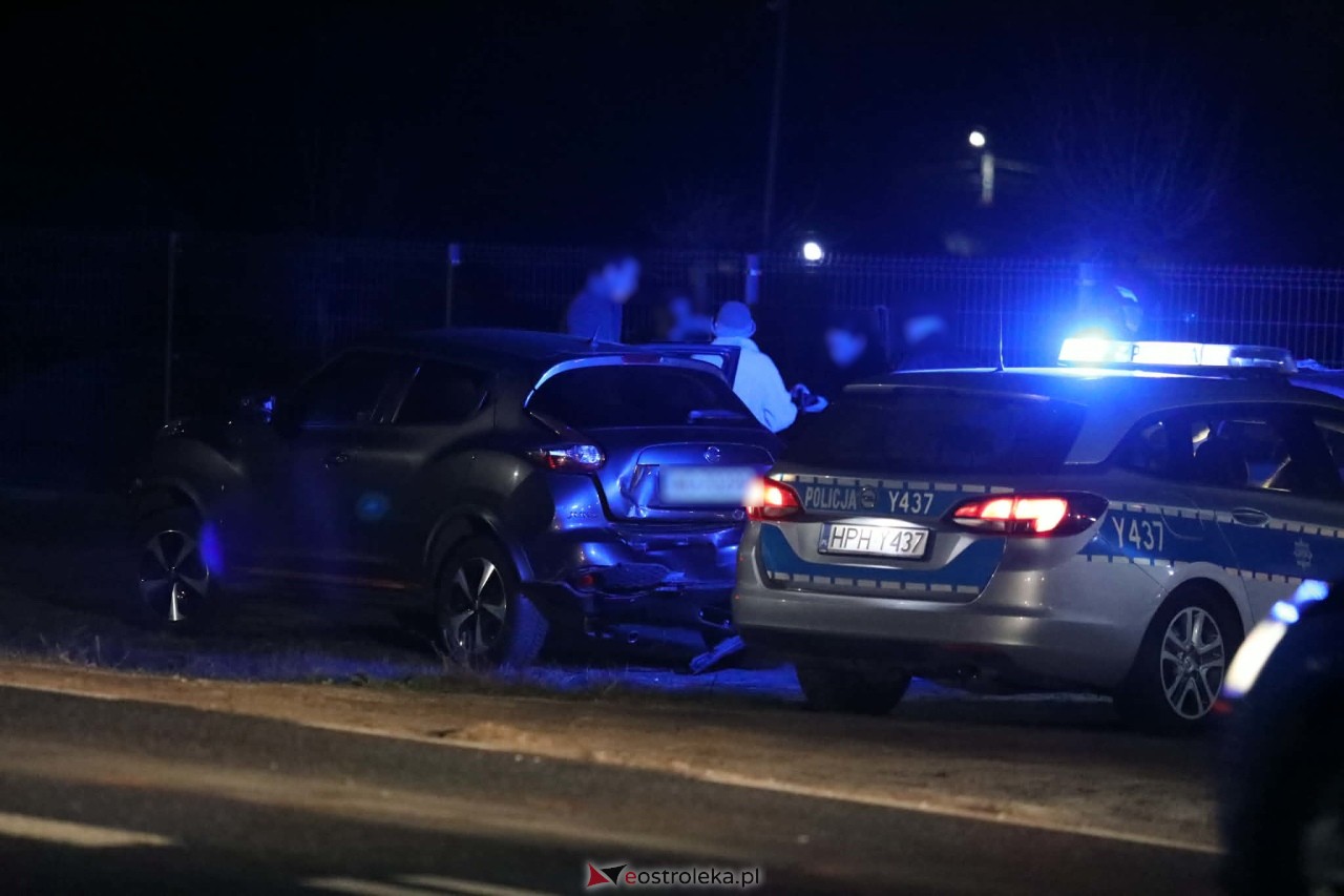 Kolizja na Mazurskiej w Antoniach [08.12.2025] - zdjęcie #18 - eOstroleka.pl