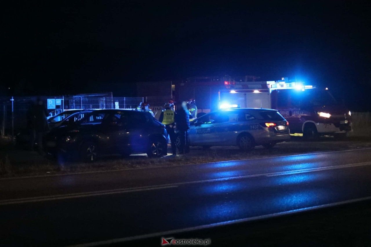 Kolizja na Mazurskiej w Antoniach [08.12.2025] - zdjęcie #17 - eOstroleka.pl