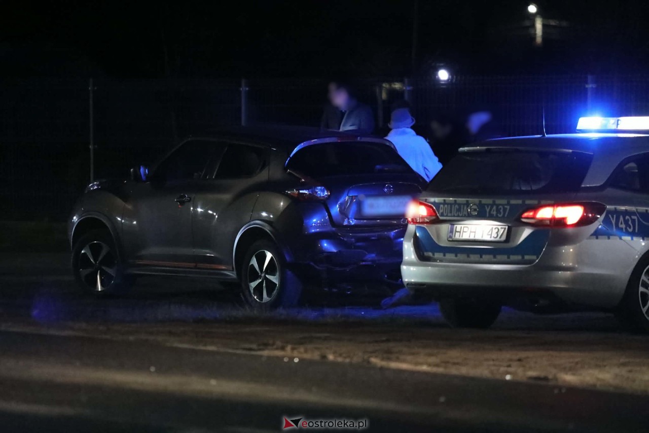 Kolizja na Mazurskiej w Antoniach [08.12.2025] - zdjęcie #16 - eOstroleka.pl