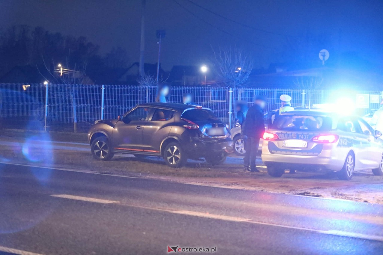 Kolizja na Mazurskiej w Antoniach [08.12.2025] - zdjęcie #10 - eOstroleka.pl