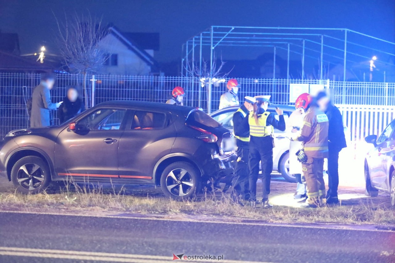 Kolizja na Mazurskiej w Antoniach [08.12.2025] - zdjęcie #4 - eOstroleka.pl