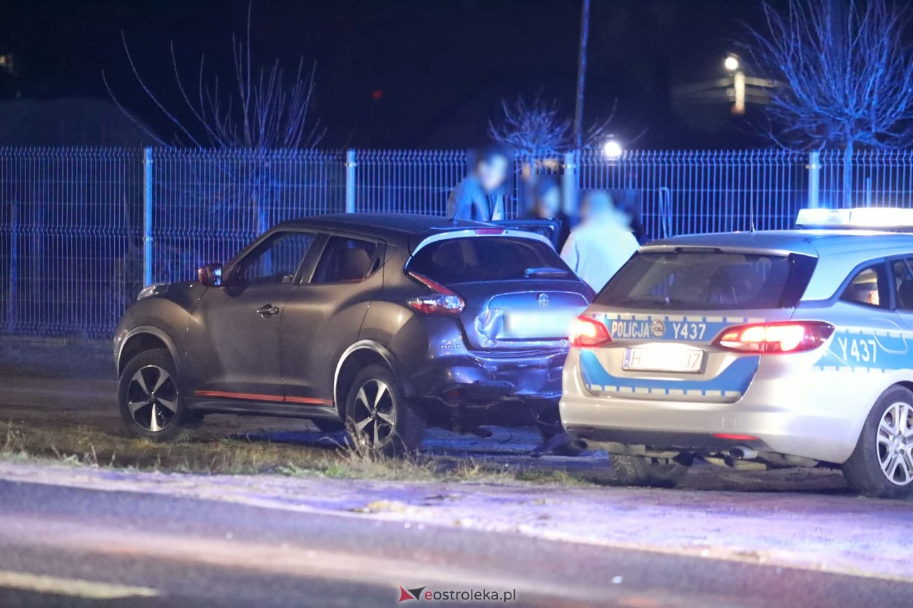 Kolizja na Mazurskiej w Antoniach [08.12.2025] - zdjęcie #2 - eOstroleka.pl