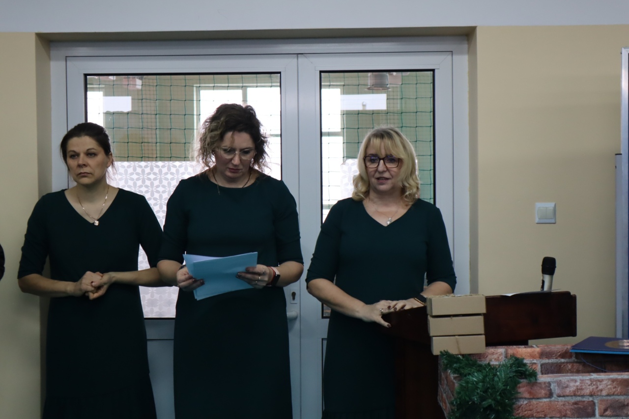 Rozśpiewane przedszkolaki wprowadzają w świąteczny nastrój! III Międzyprzedszkolny Konkurs Kolęd i Pastorałek w Dylewie fot. Gmina Kadzidło[28.11.2025] - zdjęcie #40 - eOstroleka.pl