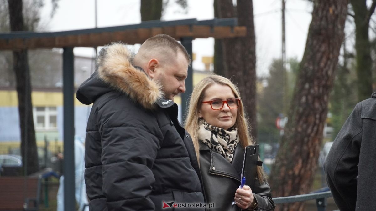 Odbiór robót w parku miejskim w Ostrołęce [10.12.2025] - zdjęcie #53 - eOstroleka.pl