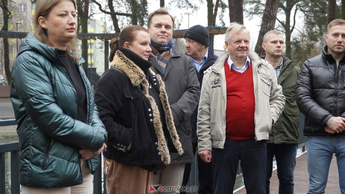 Odbiór robót w parku miejskim w Ostrołęce [10.12.2025] - zdjęcie #41 - eOstroleka.pl