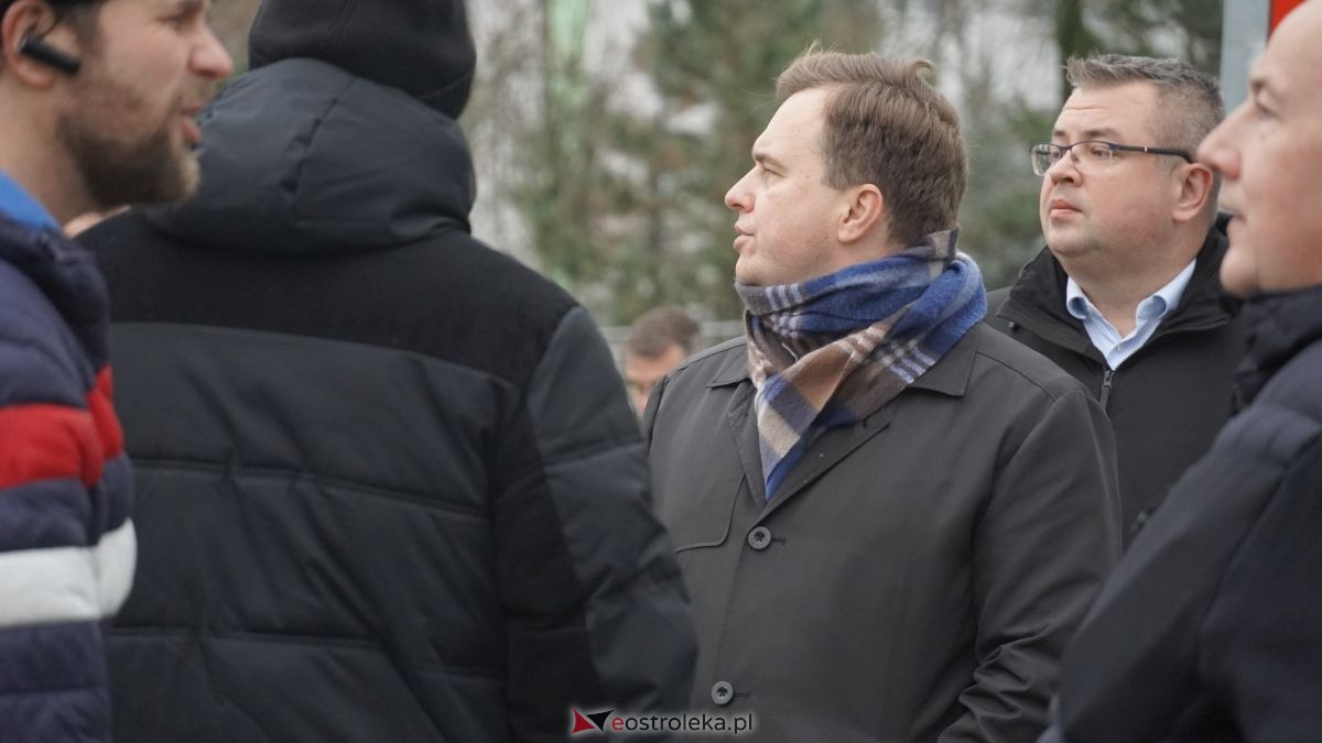 Odbiór robót w parku miejskim w Ostrołęce [10.12.2025] - zdjęcie #17 - eOstroleka.pl