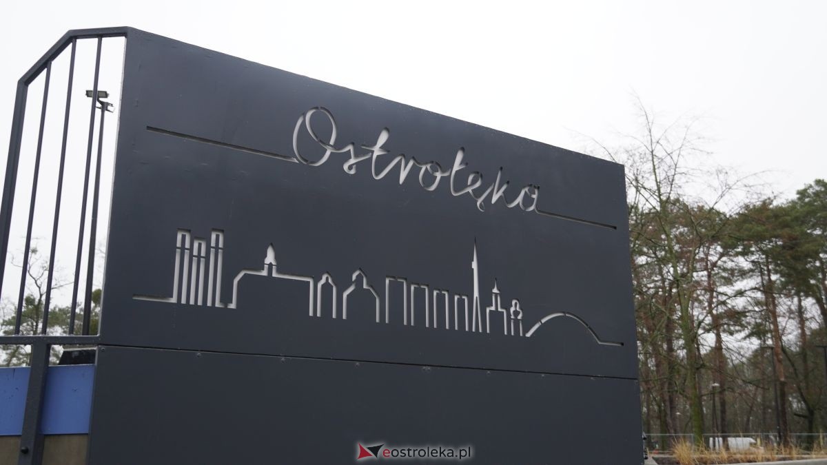 Odbiór robót w parku miejskim w Ostrołęce [10.12.2025] - zdjęcie #14 - eOstroleka.pl