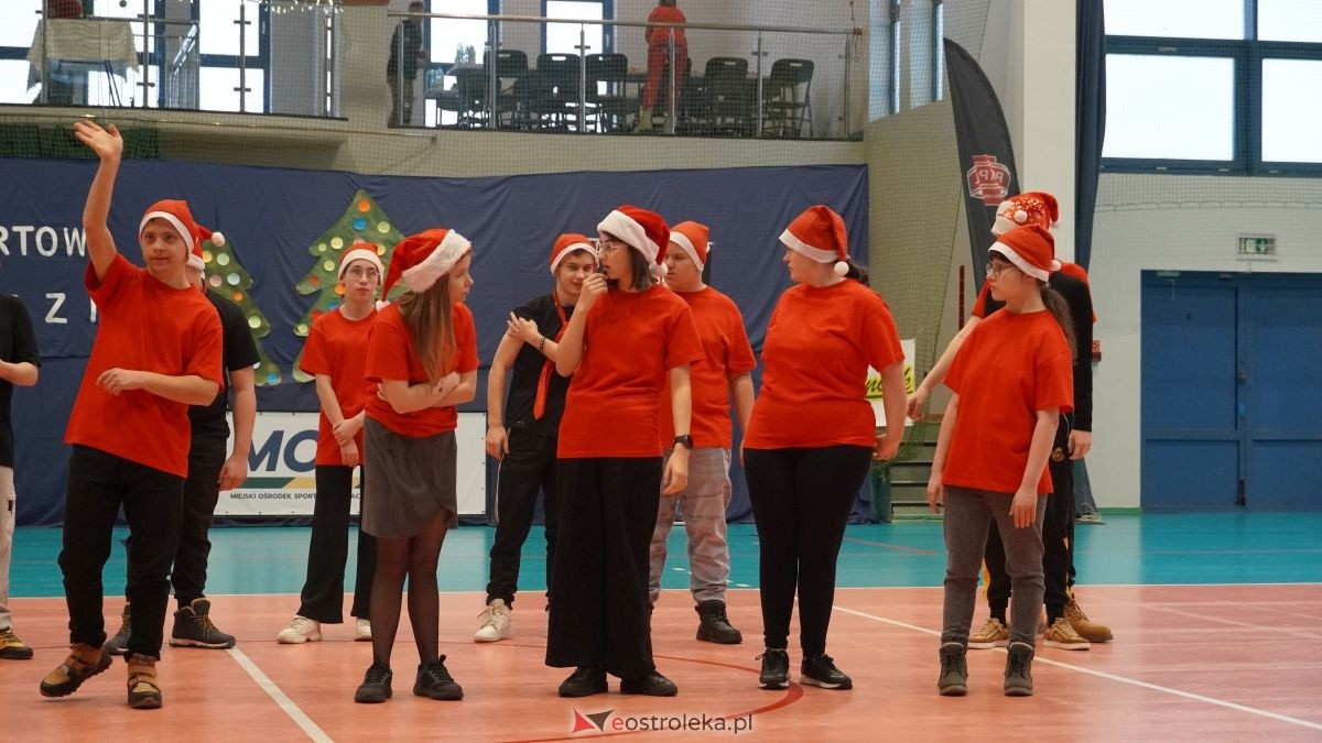 IV Mikołajkowa Spartakiada Sportowa [11.12.2025] - zdjęcie #84 - eOstroleka.pl