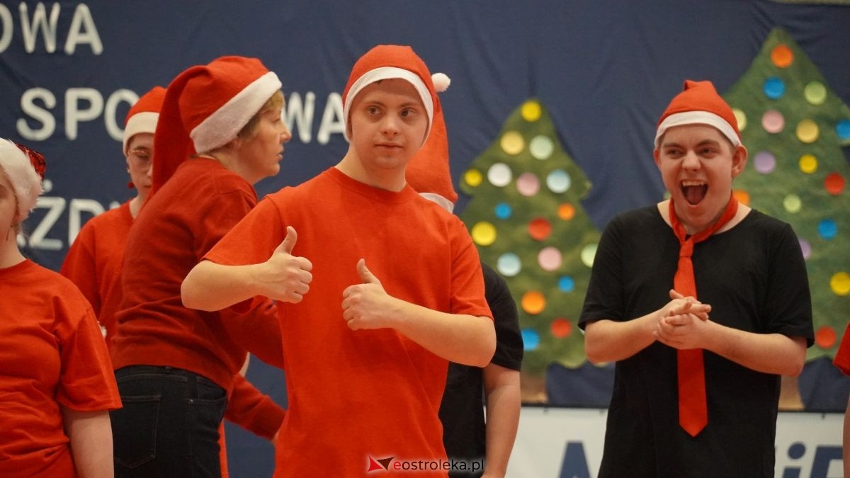 IV Mikołajkowa Spartakiada Sportowa [11.12.2025] - zdjęcie #77 - eOstroleka.pl