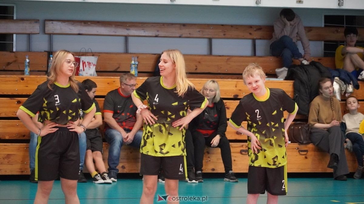IV Mikołajkowa Spartakiada Sportowa [11.12.2025] - zdjęcie #59 - eOstroleka.pl