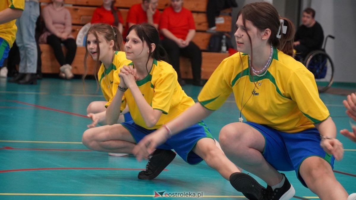 IV Mikołajkowa Spartakiada Sportowa [11.12.2025] - zdjęcie #48 - eOstroleka.pl