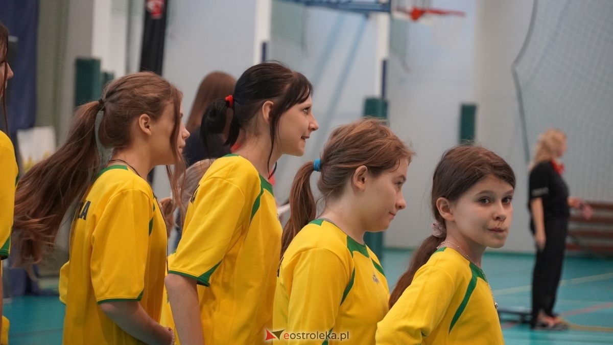 IV Mikołajkowa Spartakiada Sportowa [11.12.2025] - zdjęcie #24 - eOstroleka.pl