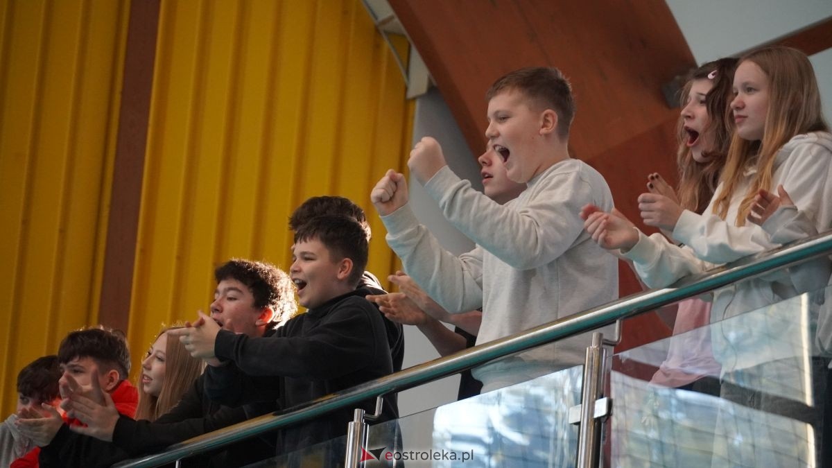 IV Mikołajkowa Spartakiada Sportowa [11.12.2025] - zdjęcie #17 - eOstroleka.pl