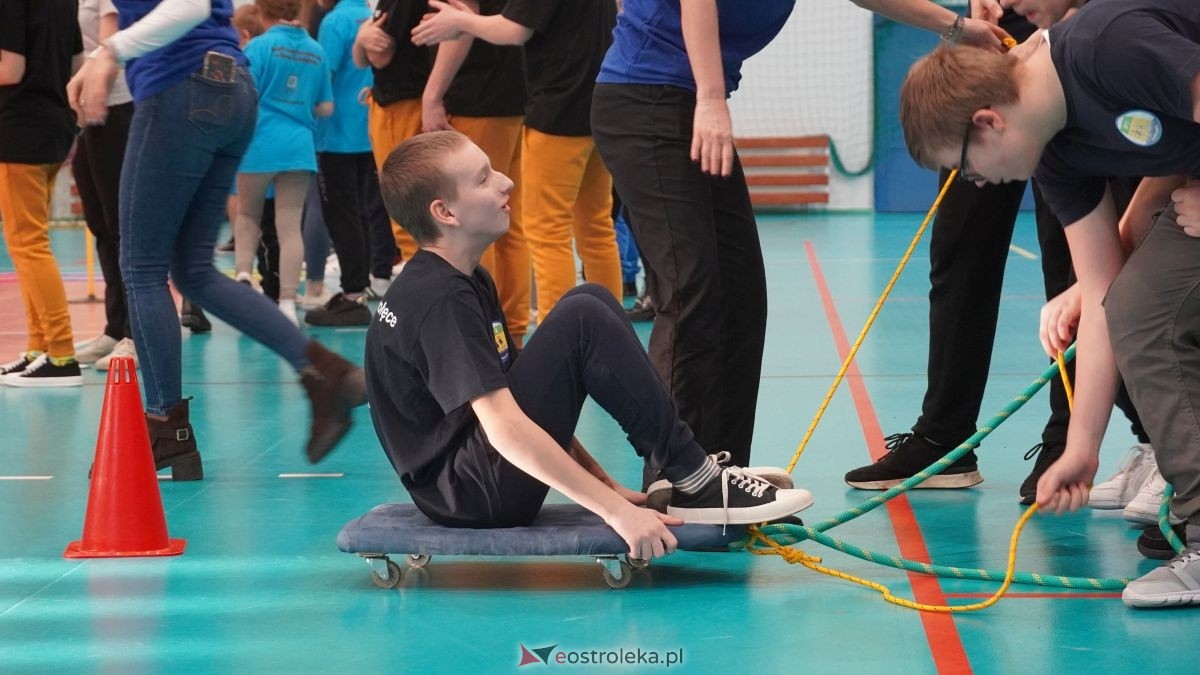IV Mikołajkowa Spartakiada Sportowa [11.12.2025] - zdjęcie #7 - eOstroleka.pl