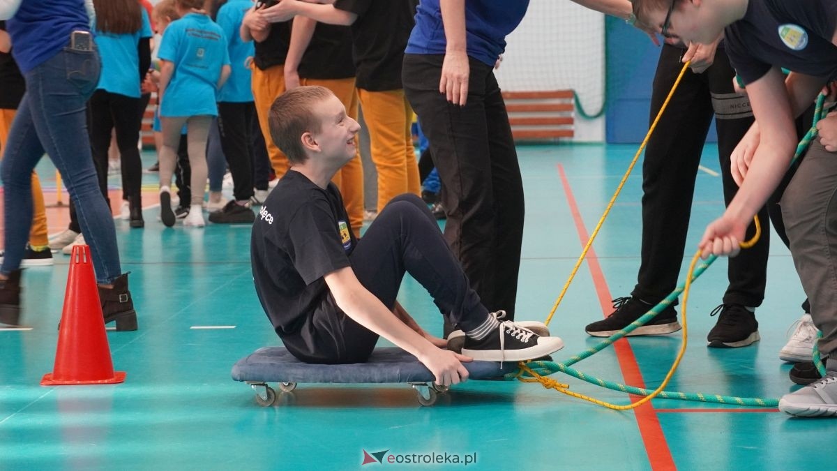 IV Mikołajkowa Spartakiada Sportowa [11.12.2025] - zdjęcie #6 - eOstroleka.pl