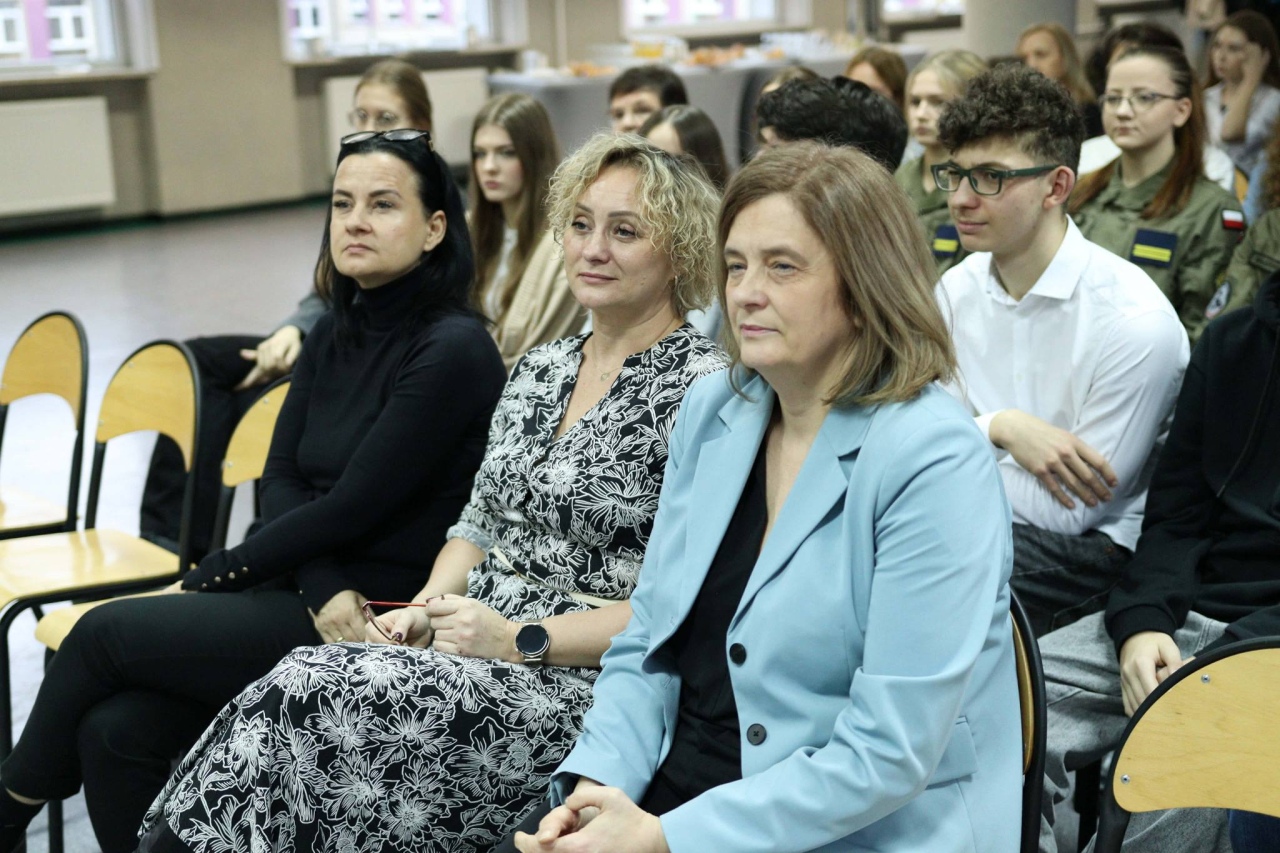 III Międzyszkolny Konkurs Wiedzy o Mieście Partnerskim Meppen fot. ZSZ nr 2 [8.12.2025] - zdjęcie #1 - eOstroleka.pl