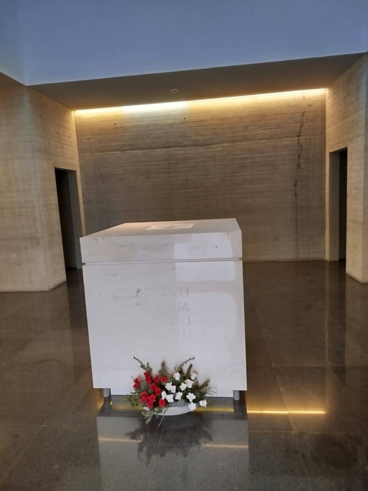 Żywa lekcja historii: klasa 2A ze Szkoły Podstawowej nr 5 na Fortach Bema, fot. SP nr 5 [10.12.2025] - zdjęcie #8 - eOstroleka.pl
