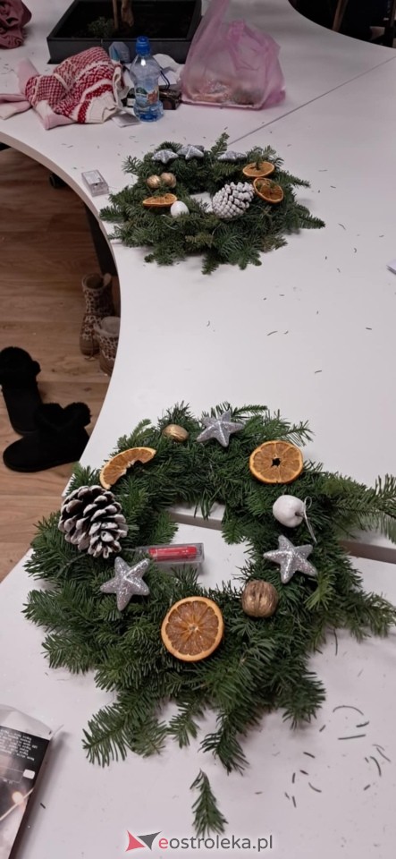 Świąteczne warsztaty w Multicentrum [12.12.2025] - zdjęcie #43 - eOstroleka.pl