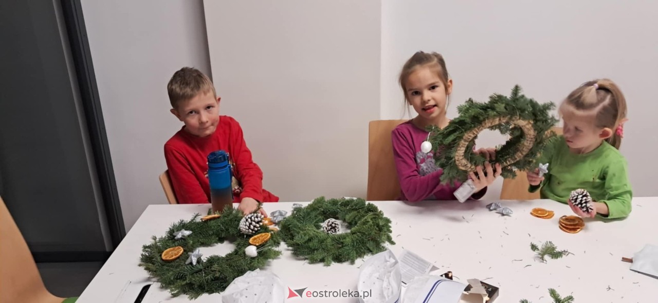 Świąteczne warsztaty w Multicentrum [12.12.2025] - zdjęcie #37 - eOstroleka.pl