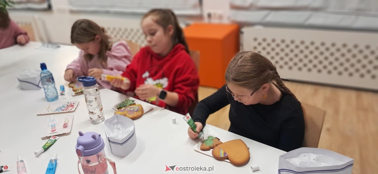 Świąteczne warsztaty w Multicentrum [12.12.2025] - zdjęcie #36 - eOstroleka.pl
