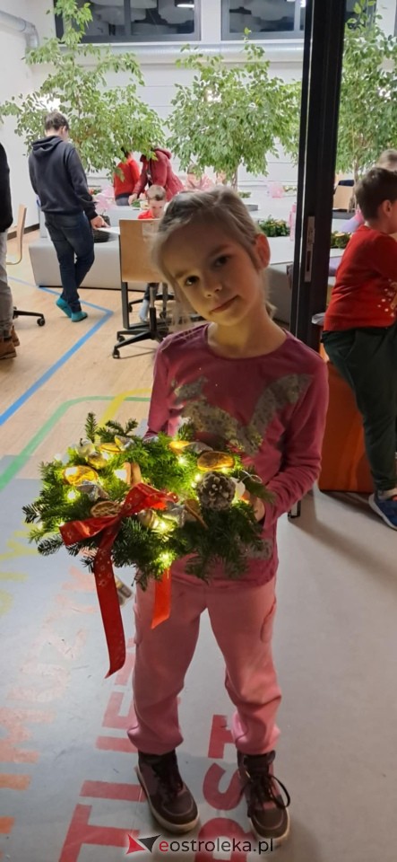 Świąteczne warsztaty w Multicentrum [12.12.2025] - zdjęcie #31 - eOstroleka.pl
