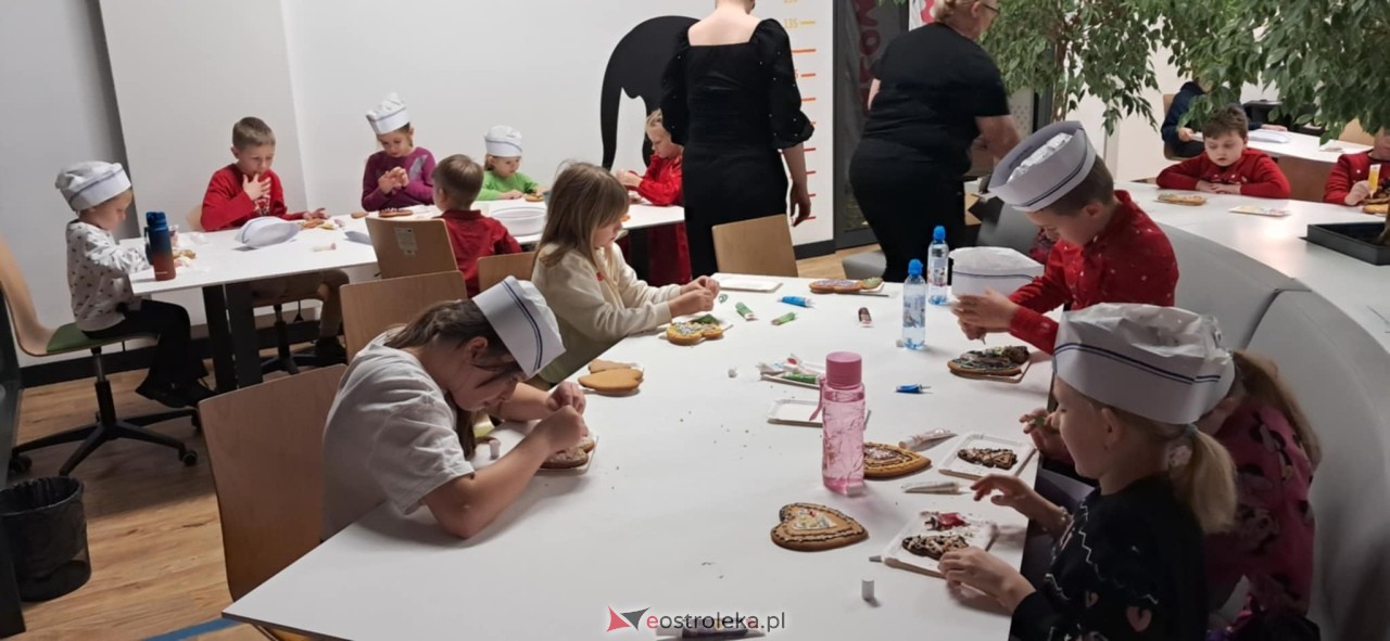 Świąteczne warsztaty w Multicentrum [12.12.2025] - zdjęcie #25 - eOstroleka.pl