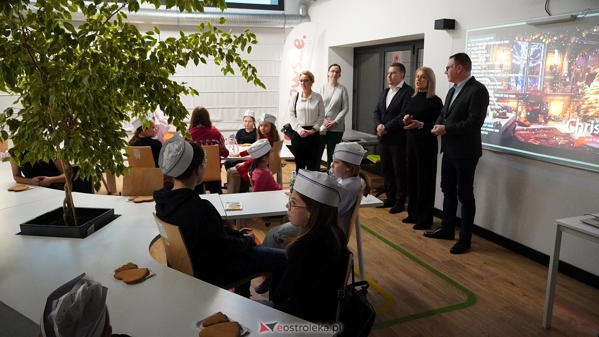 Świąteczne warsztaty w Multicentrum [12.12.2025] - zdjęcie #77 - eOstroleka.pl