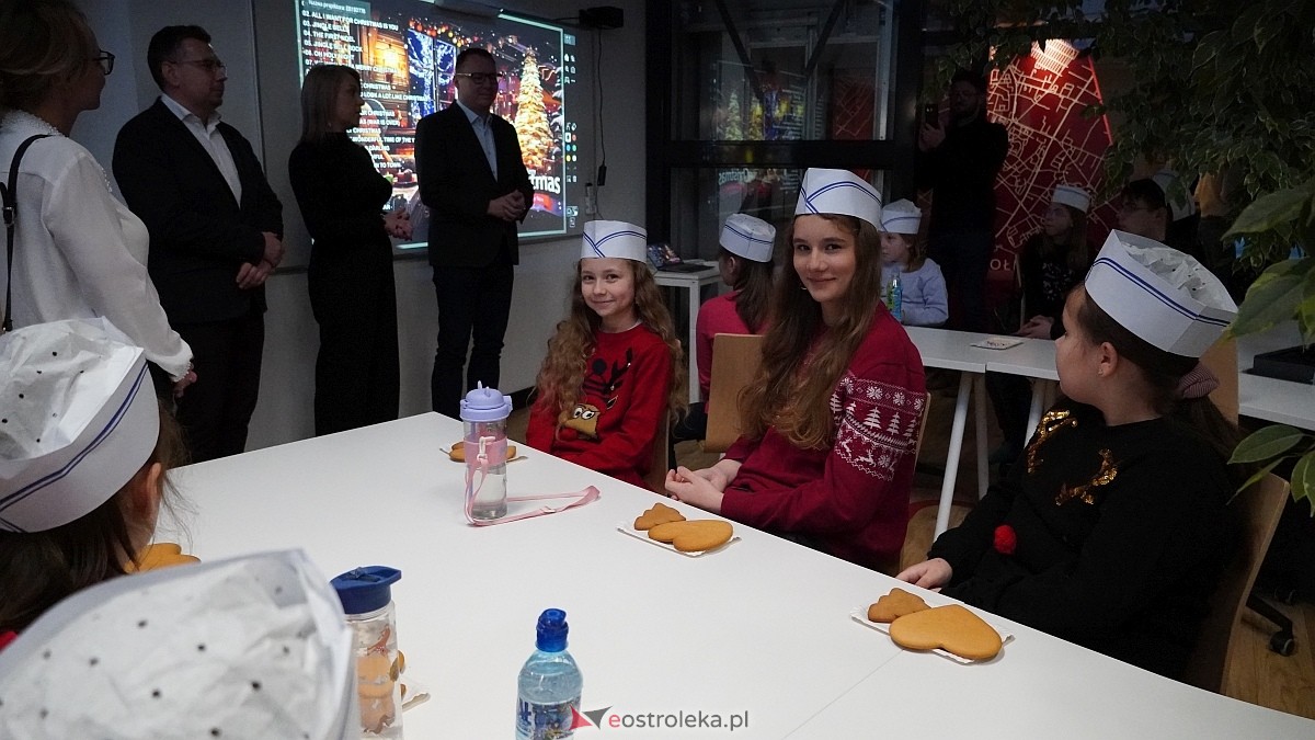 Świąteczne warsztaty w Multicentrum [12.12.2025] - zdjęcie #70 - eOstroleka.pl