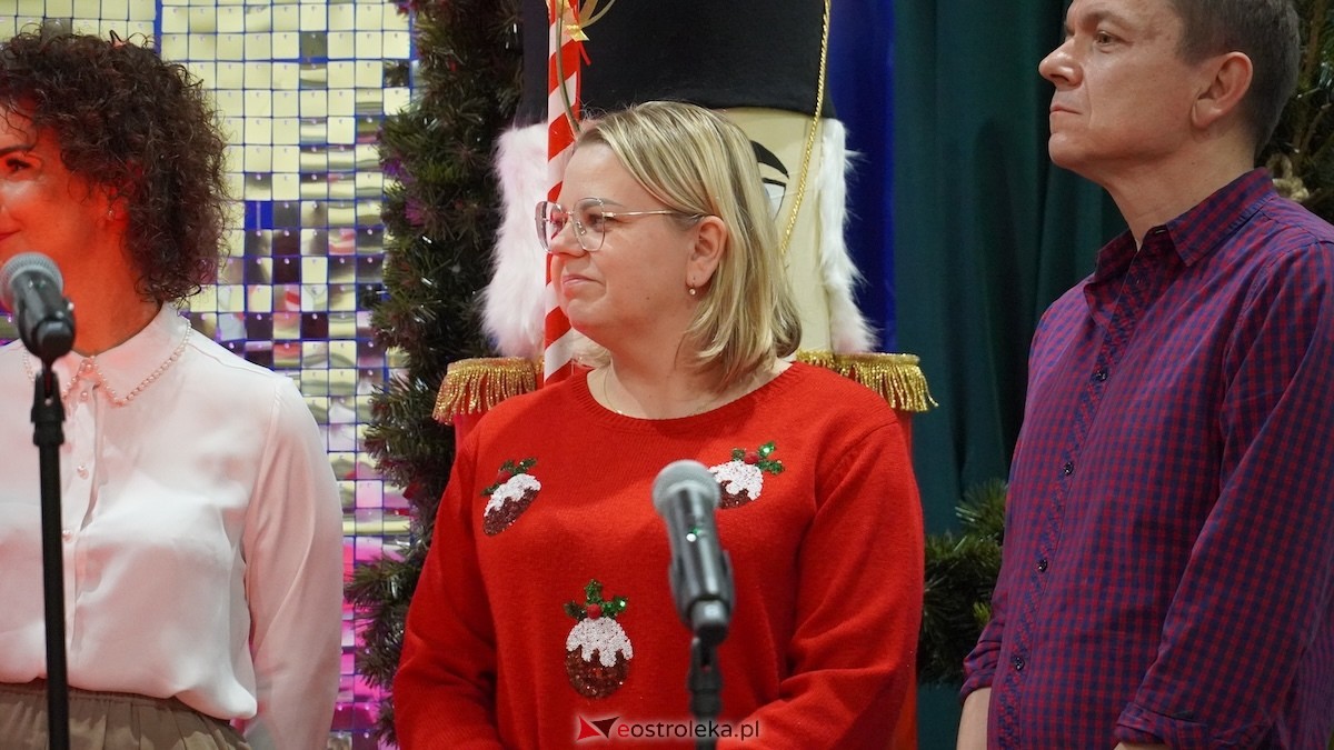 III Szkolny Kiermasz Bożonarodzeniowy w Rzekuniu [12.12.2025] - zdjęcie #75 - eOstroleka.pl